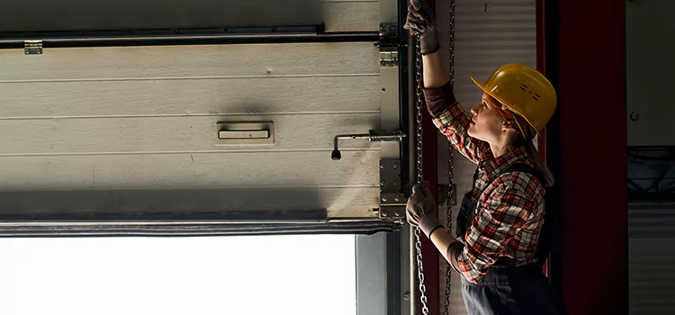 Addressing Common Garage Door Stoppage Issues in Gadsden, AL