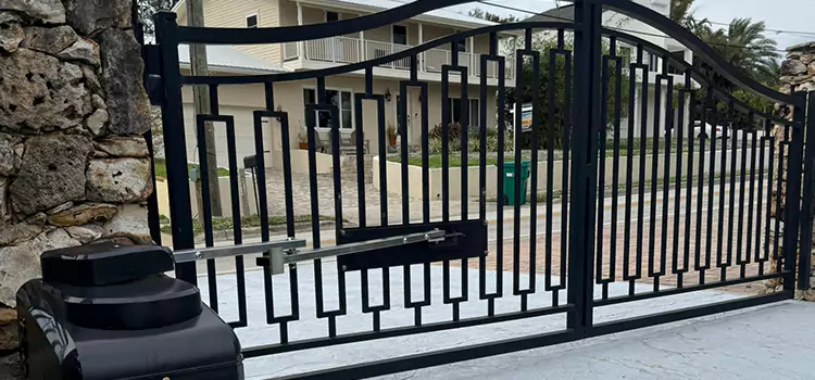Swing Gate Opener with Keypad Gadsden