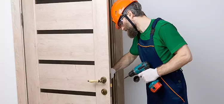 Replace Internal Door Handle with Lock Gadsden