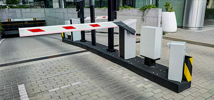 Custom Gate Design & Integration Gadsden
